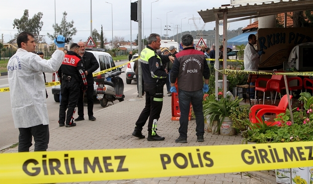 Tartıştığı gelinini öldürdü, oğlunu yaraladı...