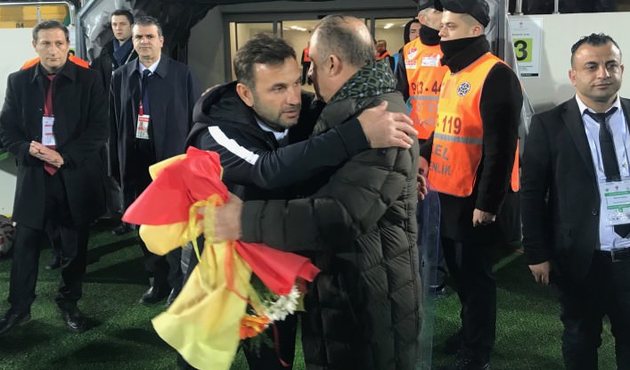 Okan Buruk'a devre arası büyük şok!