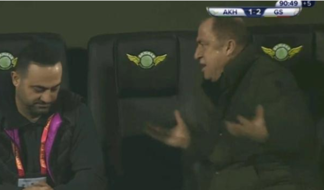 Fatih Terim'i çıldırtan olay!
