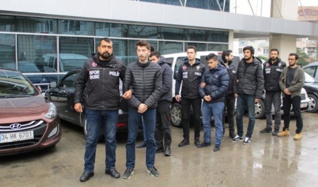 Derbiye meşale sokan 5 taraftar serbest bırakıldı!