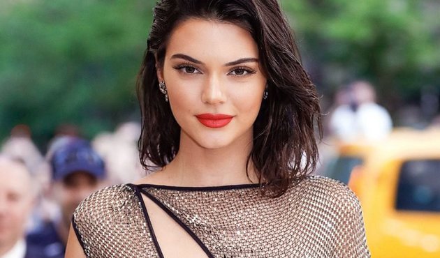 Kendall Jenner'ın ayakları sosyal medyanın konusu oldu!