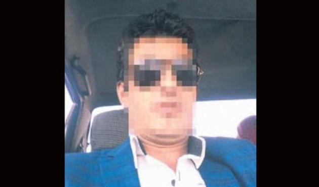 Hem yasak aşkını eve getirdi hem de...