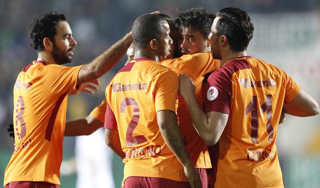 Aslan, Akhisar'da avantajı kaptı!