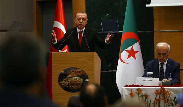 Cezayirli gazeteci, Erdoğan'a öyle bir soru sormadı!