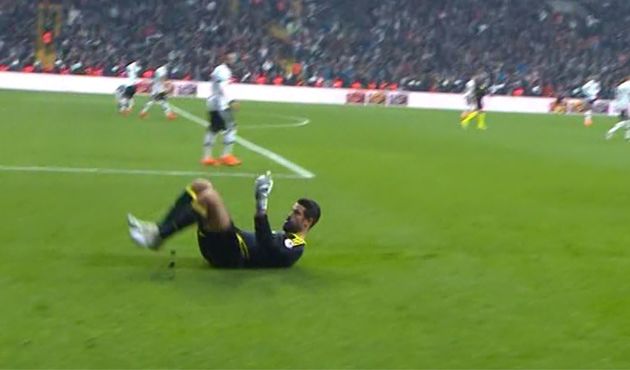 Volkan da Fernandao'ya özedi!