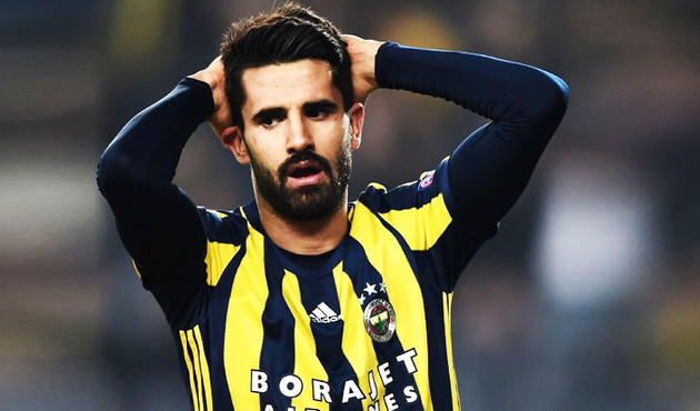 Alper kızardı, sonra özür diledi!