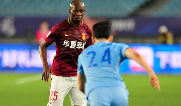 China Fortune forması giyen Mbia'dan flaş karar!