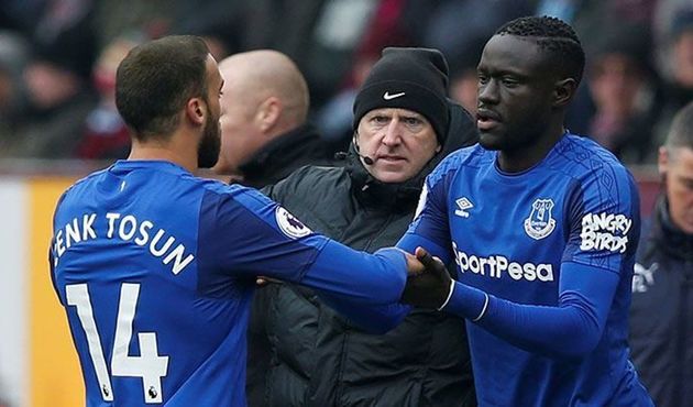 Everton taraftarından Cenk tepkisi!