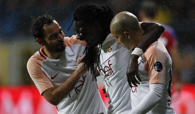 Gomis Fransız basınında geniş yer buldu!