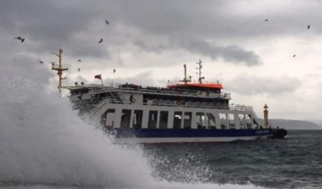 İstanbul'u fırtına vurdu! İDO seferleri iptal...