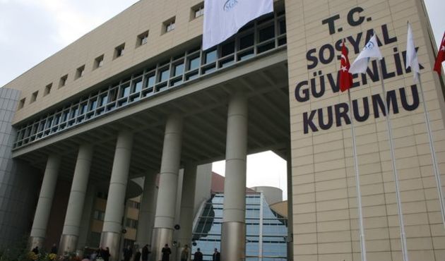 SGK ortaya çıkardı: Ölü doktordan, ölü hastaya reçete!
