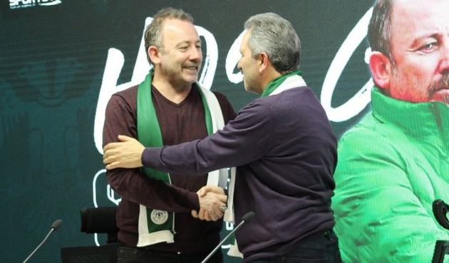 Sergen Yalçın resmi imzayı attı!