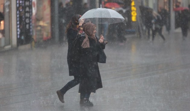 Meteoroloji'den yağış uyarısı! İstanbul'da etkisi artacak...
