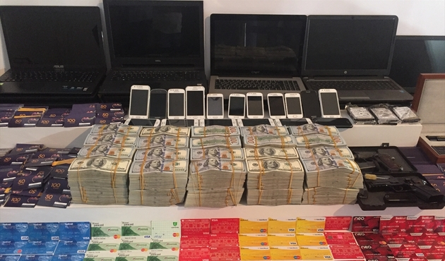 Yurt dışına 3,5 milyar lira aktardıkları ortaya çıktı