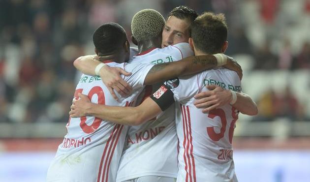 Sivasspor 6 maç sonra deplasmanda güldü!