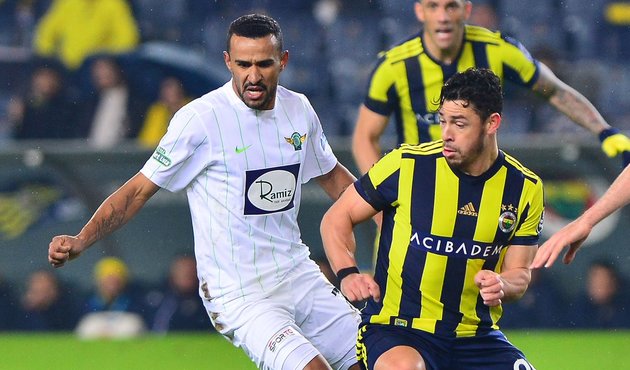 Fenerbahçe'ye Kadıköy'de soğuk duş!