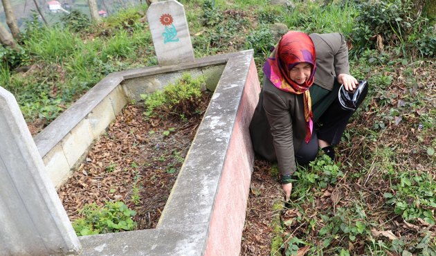 Rize'de akıl almaz olay: Mezarların kıbleleri değişti!