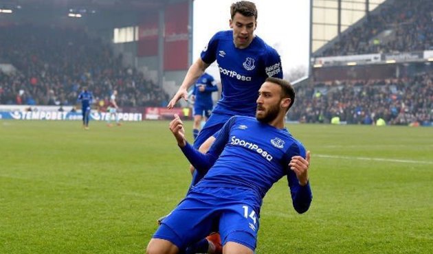 Cenk Tosun atmaya devam ediyor / VİDEO