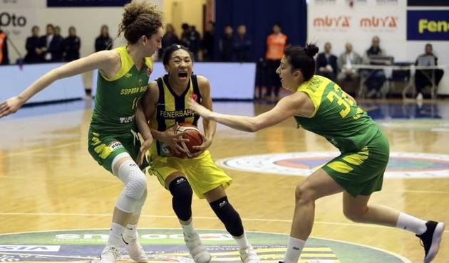 Fenerbahçe sahasında mağlup...
