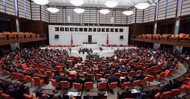 Eğitimde önemli adım... Tasarı Meclis'ten geçti; Yeni bir vakıf kuruluyor!