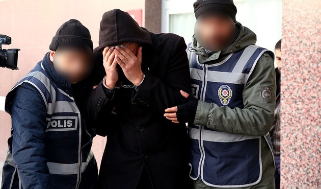 FETÖ'nün sözde il imamının ajandasından şifreli metin çıktı!