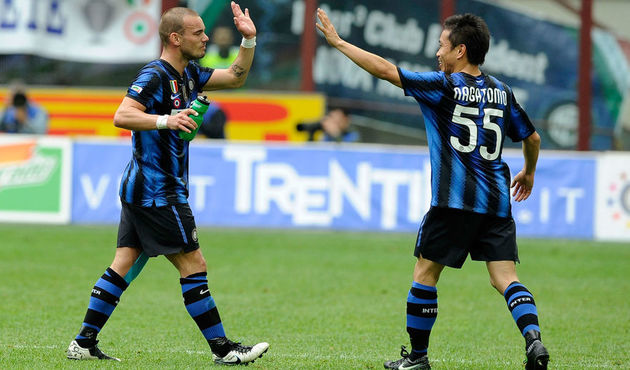 Nagatomo'dan Sneijder paylaşımı!