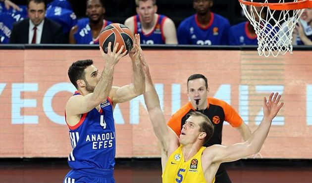 Anadolu Efes galibiyete hasret!