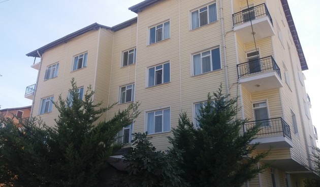 Savcı sabaha karşı öğrenci yurdunu bastı!