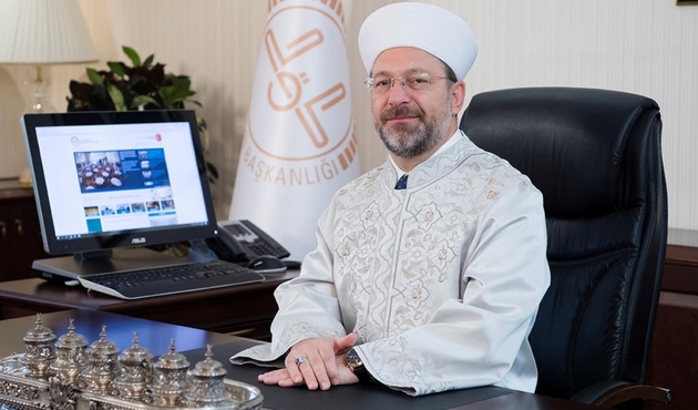 Erbaş: Sözde ilahiyatçıların sözlerine itibar edilmesin...