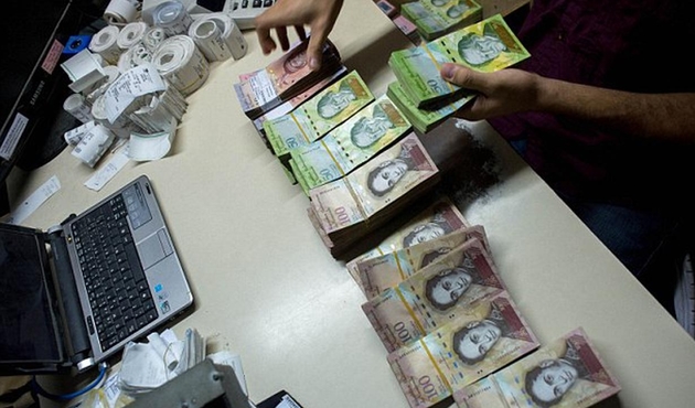 Venezuela'da yüzde 18 bin 733 enflasyon öngörüldü...