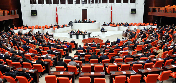 Heyecan yaratan açıklama! Dar bölge sistemi geliyor, yüzde 10 barajı kalkıyor