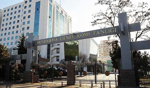 Çok sayıda muvazzaf subay gözaltında