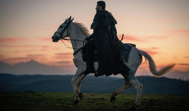 Mehmed Bir Cihan Fatihi setinde ayaklanma!