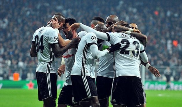 Beşiktaş, Türk futbolunu sırtladı!
