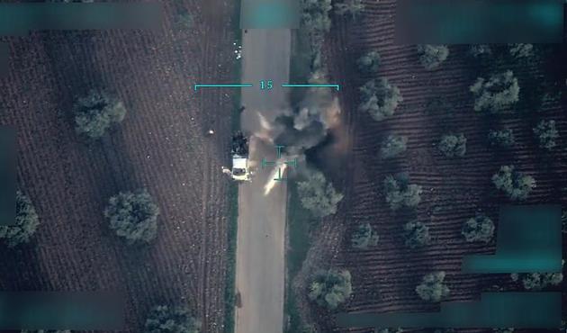 Afrin'de sivillere tuzak kuran terörist yakalandı! / VİDEO