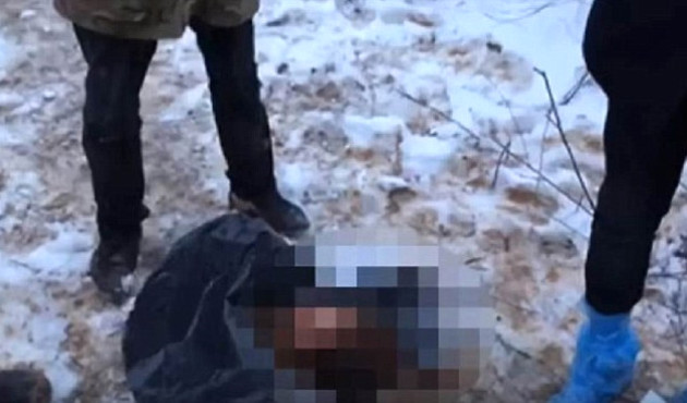 İlişkiye girmeyi reddeden arkadaşının kafasını kesti!