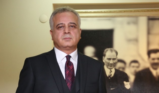 Avukat Ömer Lütfü Avşar DSA’nın başkan adayı olduğunu açıkladı...