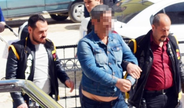 2 yaşındaki kıza göz kırpan adam taciz iddiasıyla gözaltına alındı!
