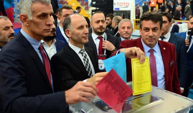 Olağanüstü kongre için ilk aday belli oldu!
