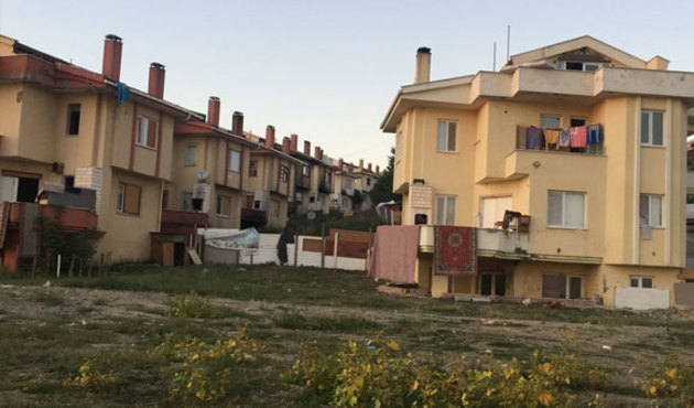İstanbul'da lüks siteyi gettoya dönüştürdüler!