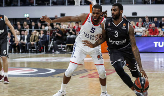Anadolu Efes, Almanya'da mağlup!