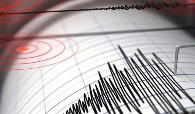 Manisa'da korkutan deprem!