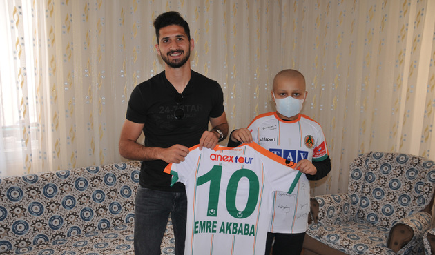 Emre Akbaba'dan anlamlı ziyaret!