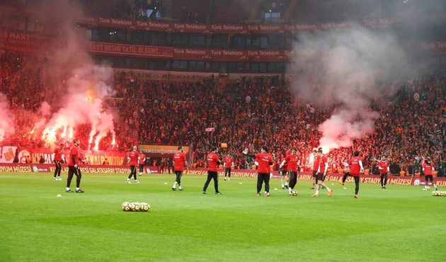 İngilizler Galatasaray taraftarına hayran kaldı!