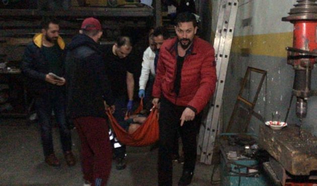 'Dik bakma' yüzünden çıkan kavgada bıçaklar konuştu!