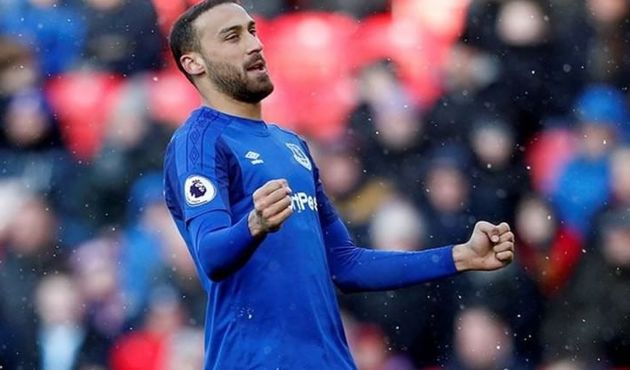 Cenk Tosun durdurulamıyor!