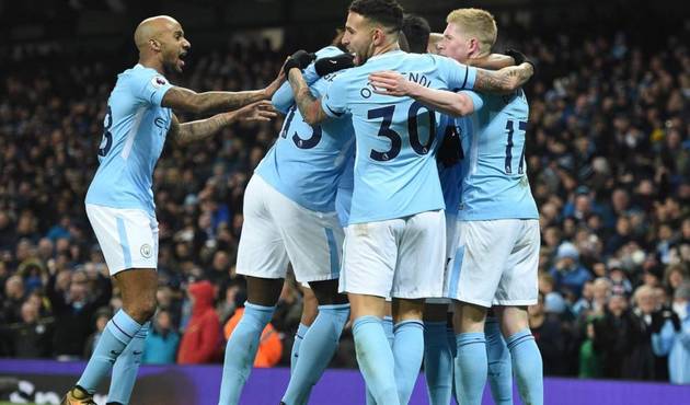 Manchester City'nin yıldızı Balıkesir'e AVM yaptıracak!