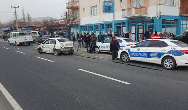Kırşehir'de trafik kazasında 2 kişi hayatını kaybetti!