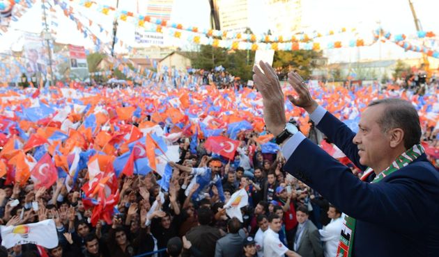 AK Parti büyük değişiklik için düğmeye bastı!