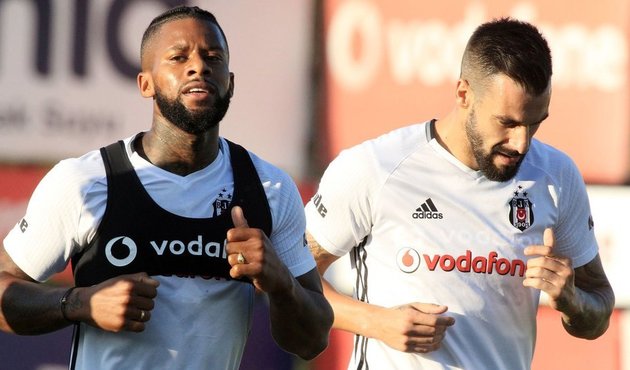 Beşiktaş'ta 3 isim ile yollar ayrılıyor!